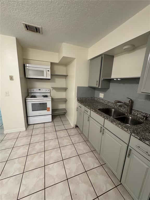 Photo - 30 Lago Mesa Way