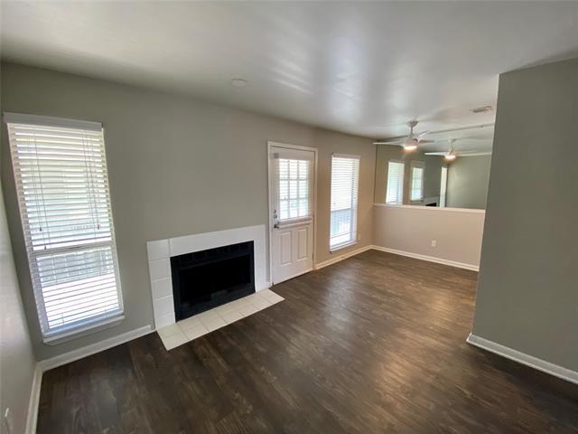 4502 Gaston Ave Unit 322
