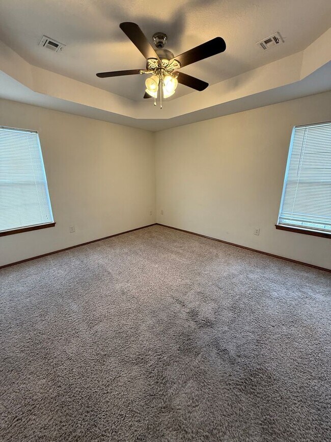 Photo - BEAUTIFUL 3 BEDROOM / 2 BATHROOM HOUSE IN ORONGO MO!! with a additional office room!!!