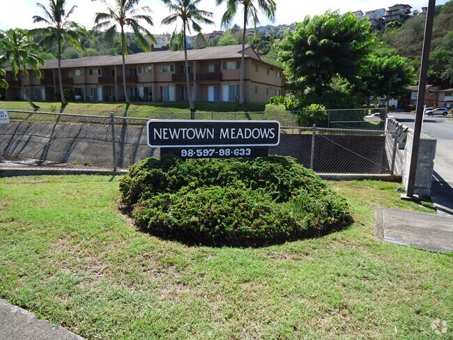 Building Photo - Newtown Meadows Clean 2 Bedroom, 2 Bath, w... Rental