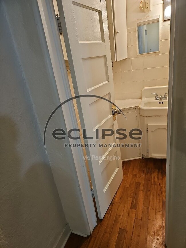 Photo - 504 2nd St