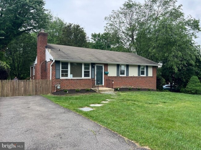 Building Photo - 4108 Orchard Dr Rental