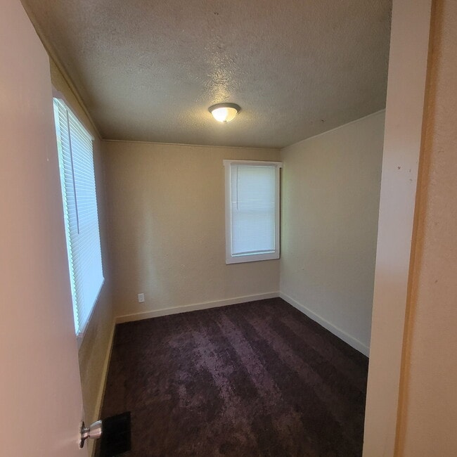 Photo - Near Westside 3BR House w/Garage!