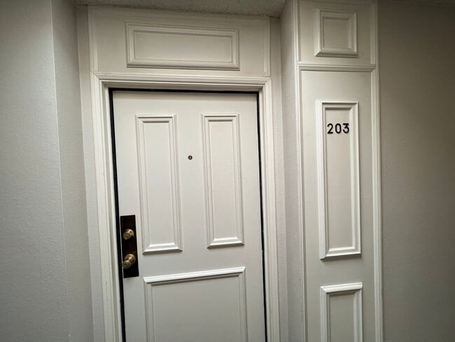 3546 Hughes Ave Unit 203