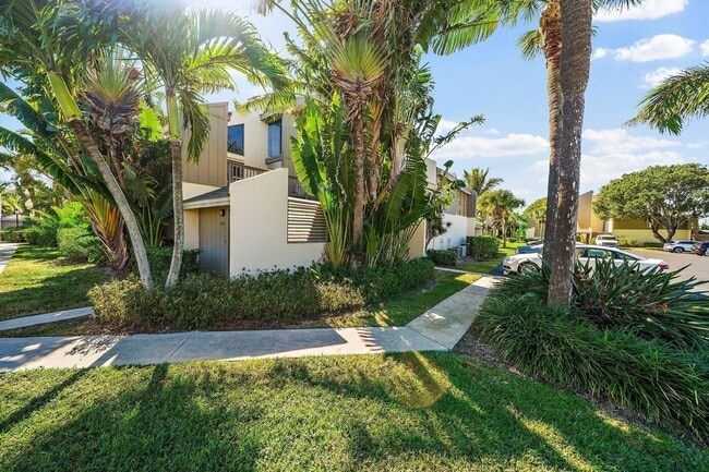 Photo - 1605 S US Hwy 1 Unit Sl5a