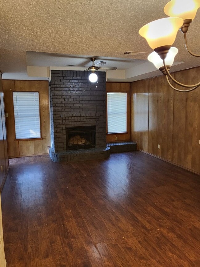 Photo - 808 Austin St