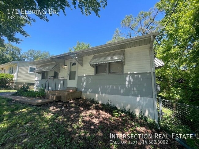 Photo - 171 Elbring Dr