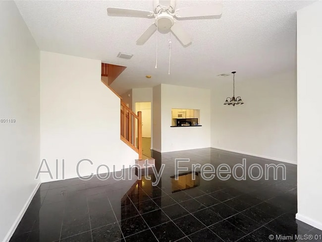 Photo - 8331 Vía Serena