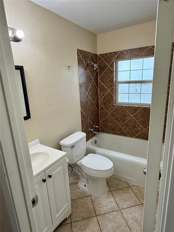 Photo - 1728 Hasley Dr