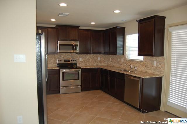 Photo - 864 Foxfire Dr