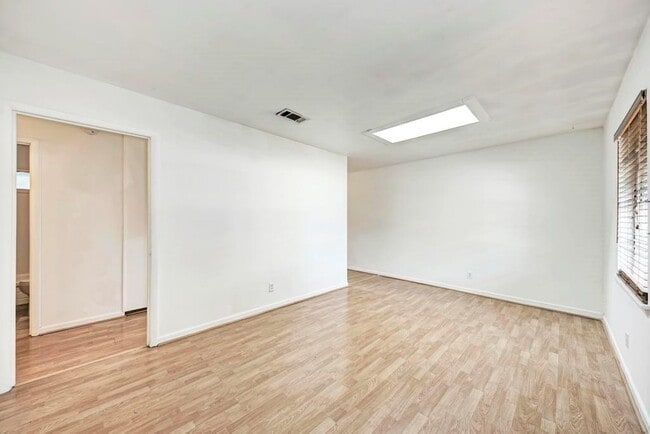 Photo - 1805 Mohle Dr