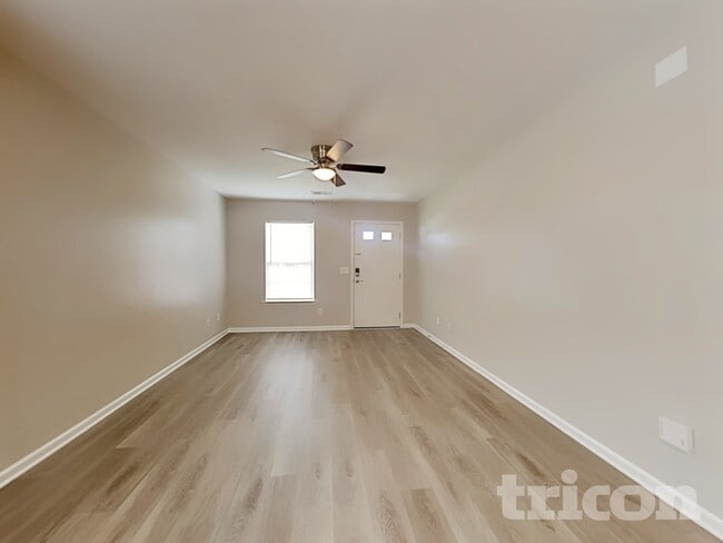 Photo - 248 Eagle Pointe Dr