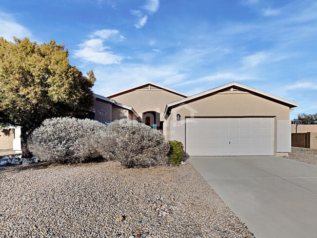 Photo - 5073 E Butterweed Dr House