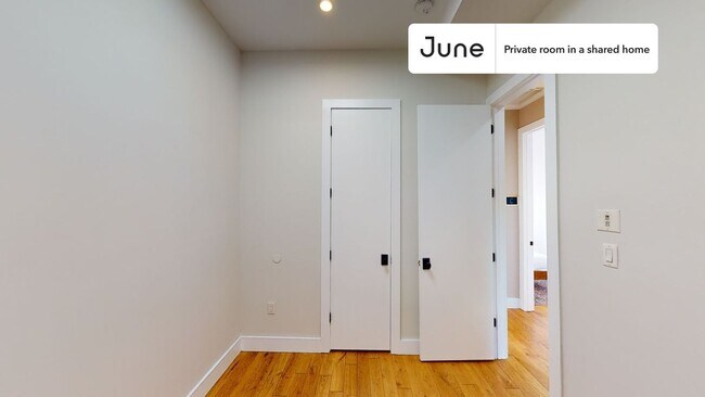 Photo - Room in Shared 5 bed/2 bath home Unit E