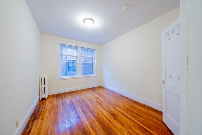 Photo - 333 Harvard St Unit #9