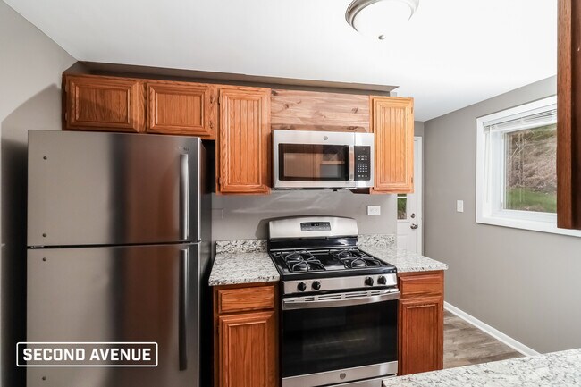 Photo - 127 Stowe Dr
