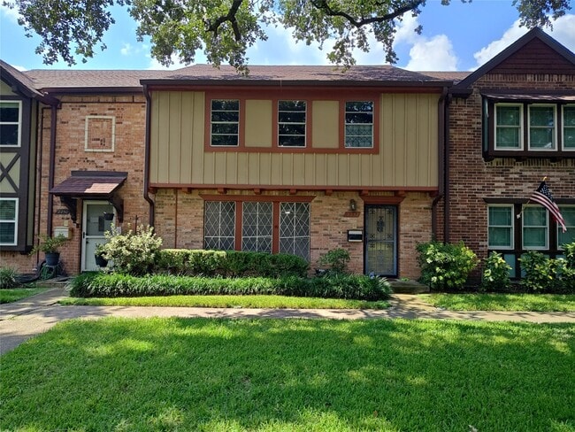 Building Photo - 2252 Shadowdale Dr Unit 362