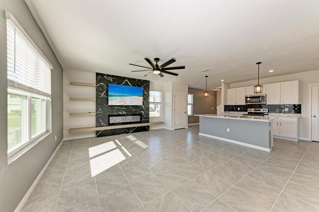 Photo - 3386 Hilltop Cir