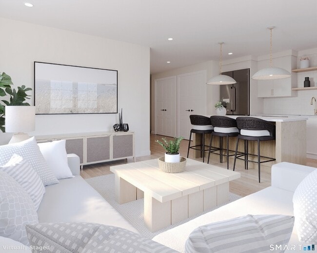 Photo - 344 Main St Unit 201