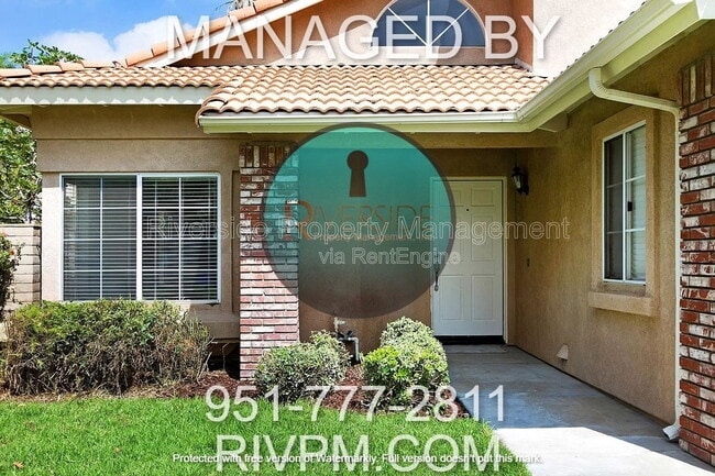 Photo - 549 Bruin Dr