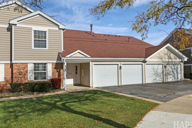 Building Photo - 602 Eastview Ct Unit Z1