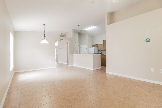 Photo - 2131 Colonial Woods Blvd