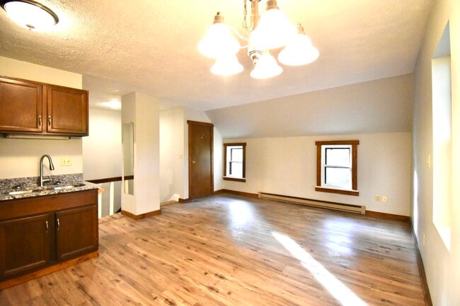 Photo - 616 Perrin Ave Unit 2