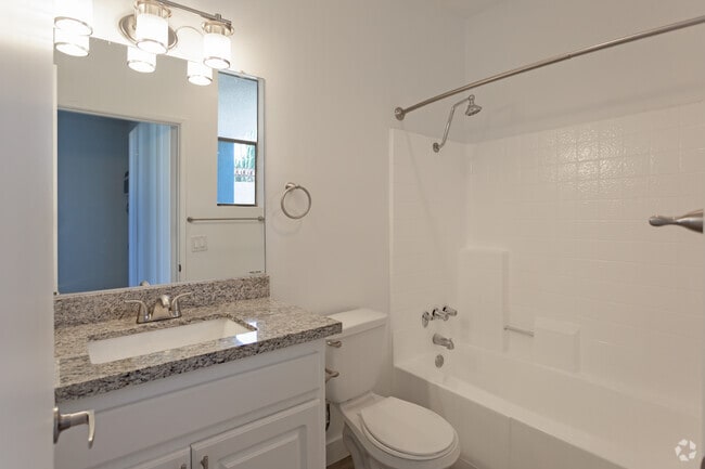 0BR,1BA - Bathroom