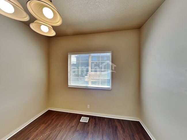 Photo - 2204 N 1960 W