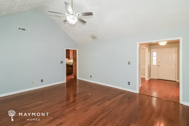 Photo - 295 N Oakland Cir