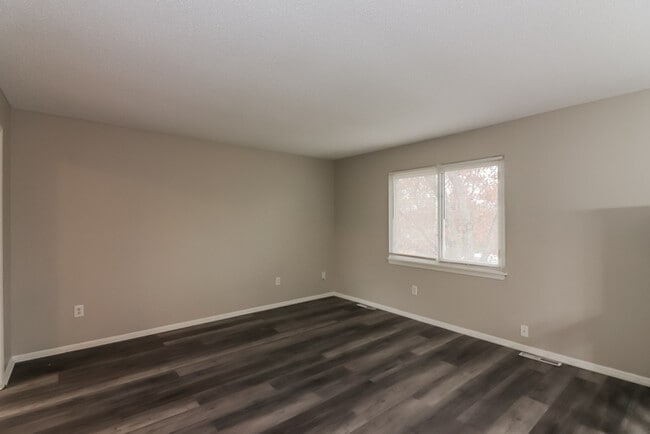 Photo - 8502 Pershing Rd