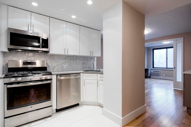 Photo - 792 Columbus Avenue