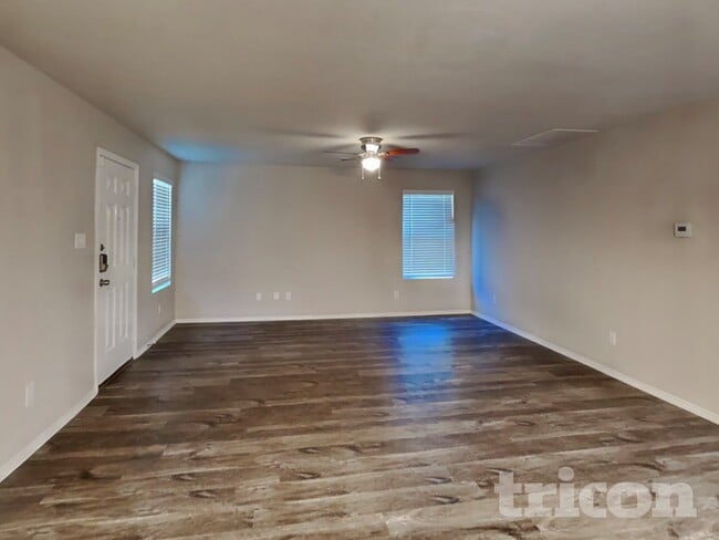 Photo - 8506 Amistad Cove