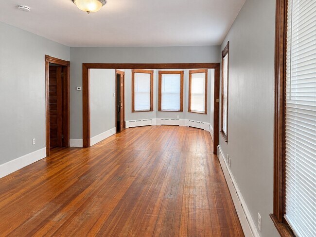 103 David St Unit 1