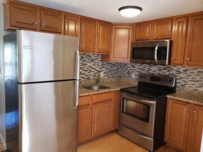 Building Photo - 4 Tideview Path Unit 11