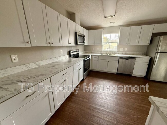 Photo - 1760 Freedom Dr