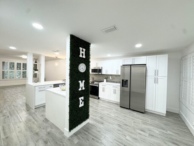 5230 SE Seascape Way  