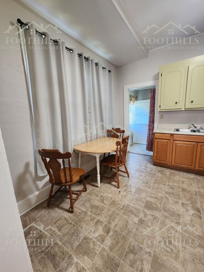 Photo - Charming 2 Bed, 1 Bath Home with Spacious ...