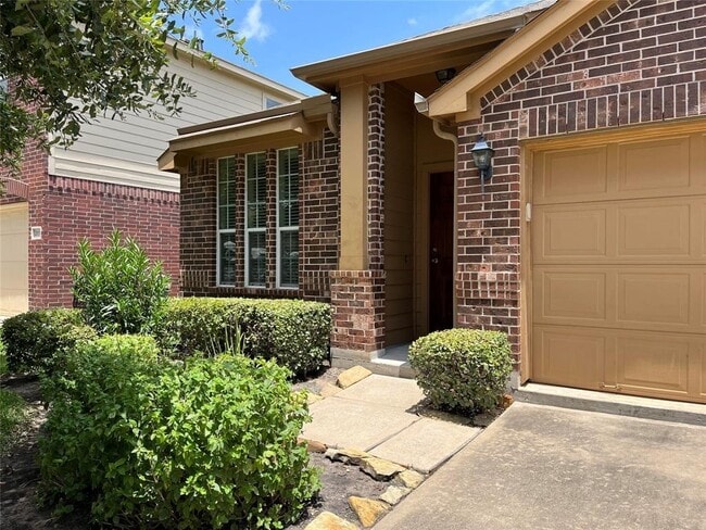 Photo - 20126 Brookwood Holw Casa
