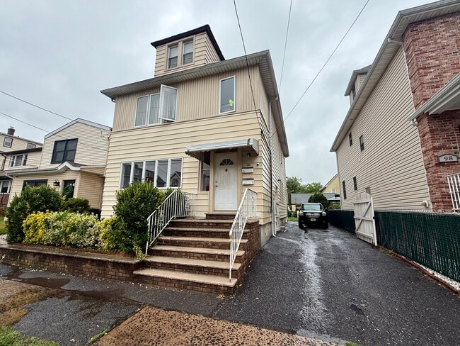 Photo - 102 Halstead Ave Apartments Unit 1