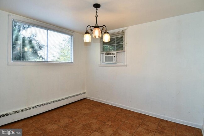 Photo - 14105 Robinson Ct