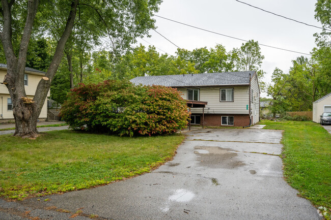 Building Photo - 1549 Mount Vernon Ave Rental