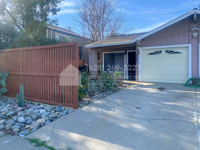 Photo - 3680 S Port Dr Townhome