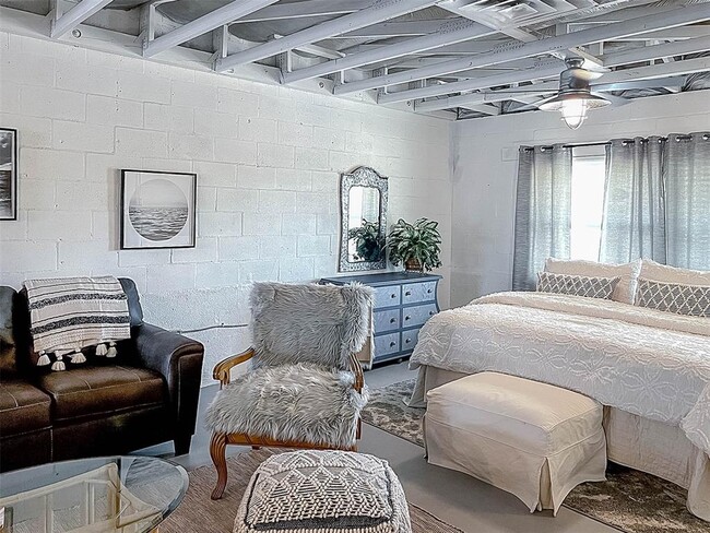 Photo - 6541 Gateway Ave Unidad 6541