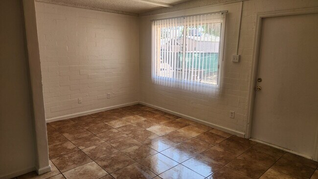 2240 W Morten Ave Unit A