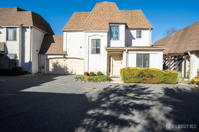 Building Photo - 58 Park Gate Dr