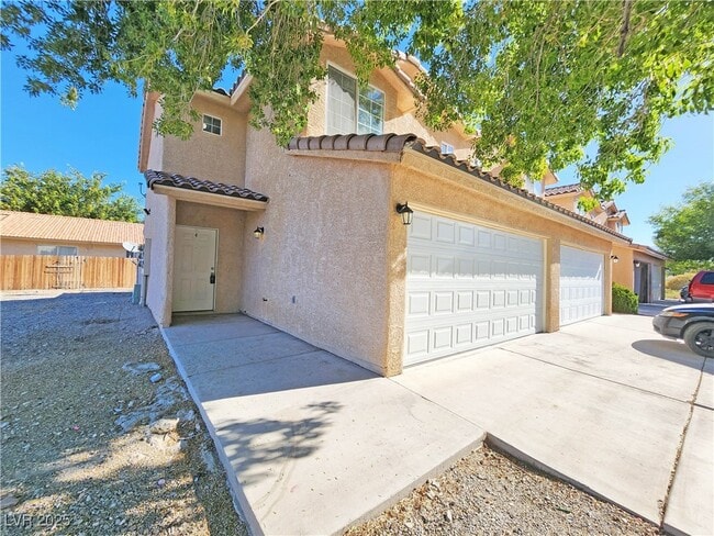 Photo - 910 Bourbon St