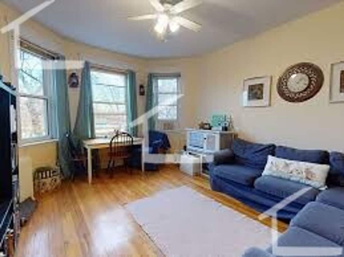 Photo - 2Br/1Bth, Great location! Walk to Whole Foods, on Green Line, H/HW included!