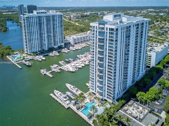 Building Photo - 17301 Biscayne Blvd Unit 708
