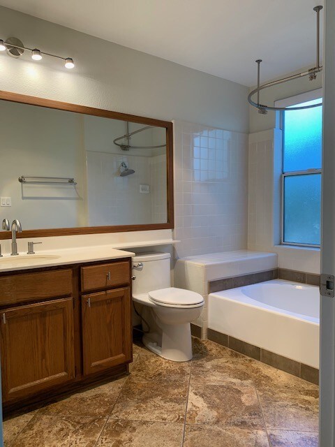 Photo - 5455 Sylmar Ave